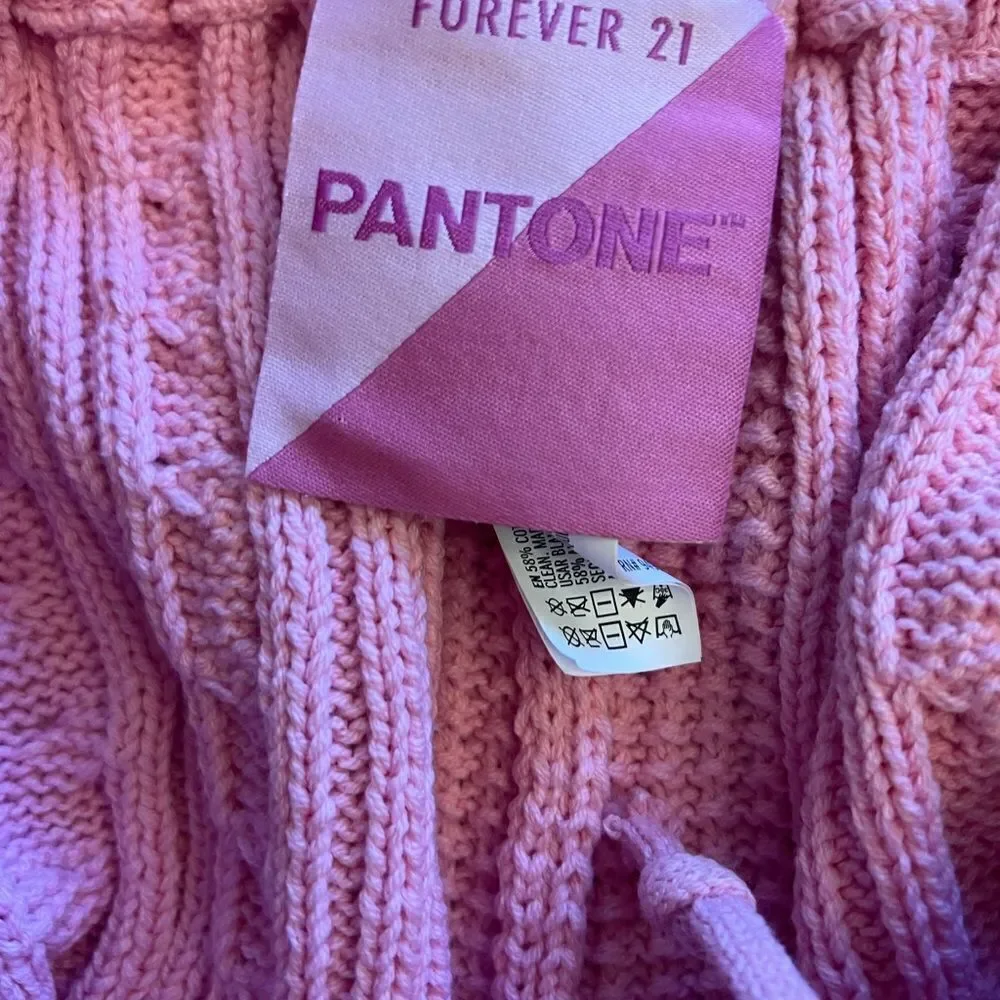 NWT Forever 21 x Pantone pink  Cable Knit High Waist Mini Shorts Pink Size M